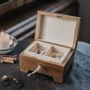 keepsake box